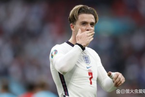 皇冠体育分部-斯图加特迎NBA总决赛关键赛；清晨单刀错失；更衣室稳定；赛程密集仍需轮换(太阳对勇士首发)